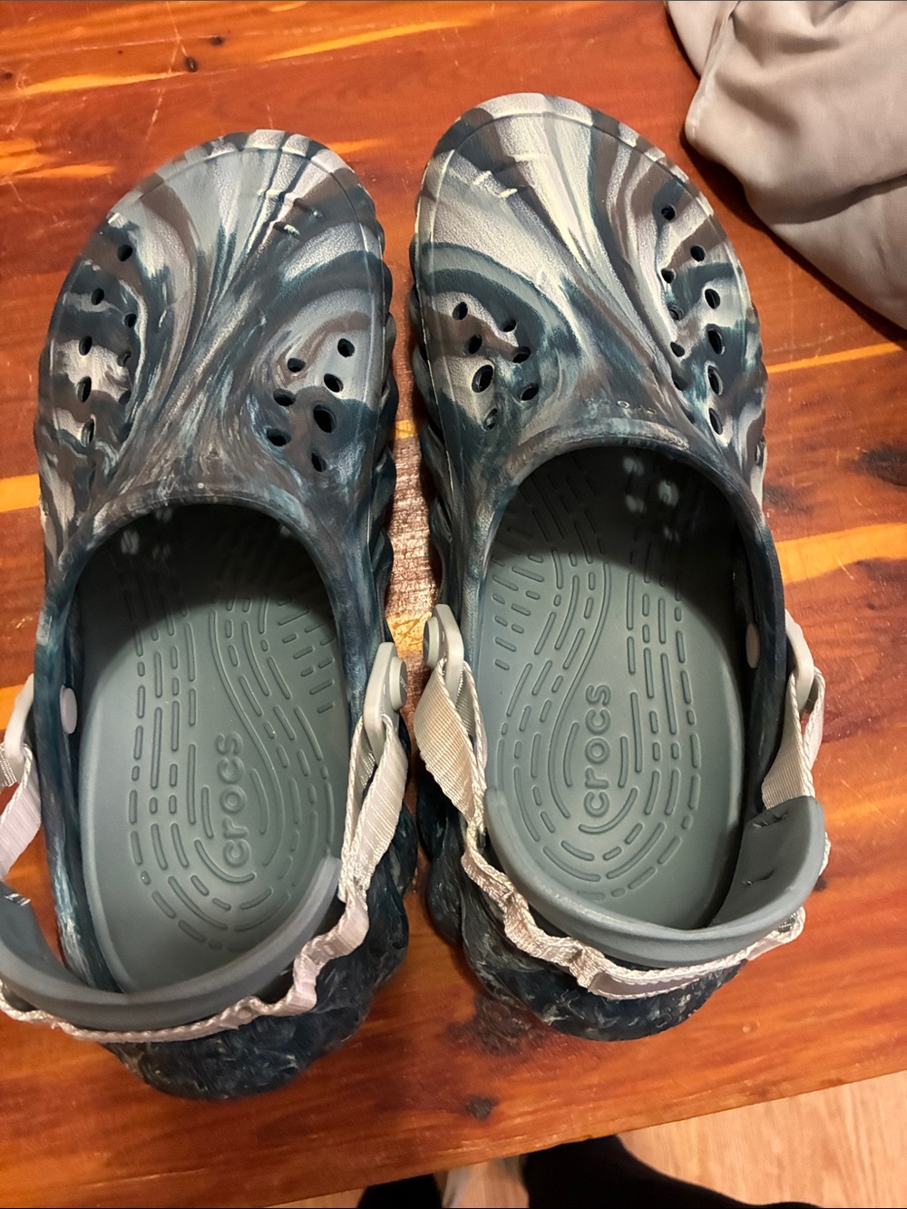 Marbled Echo Crocs - Picture 5 of 6